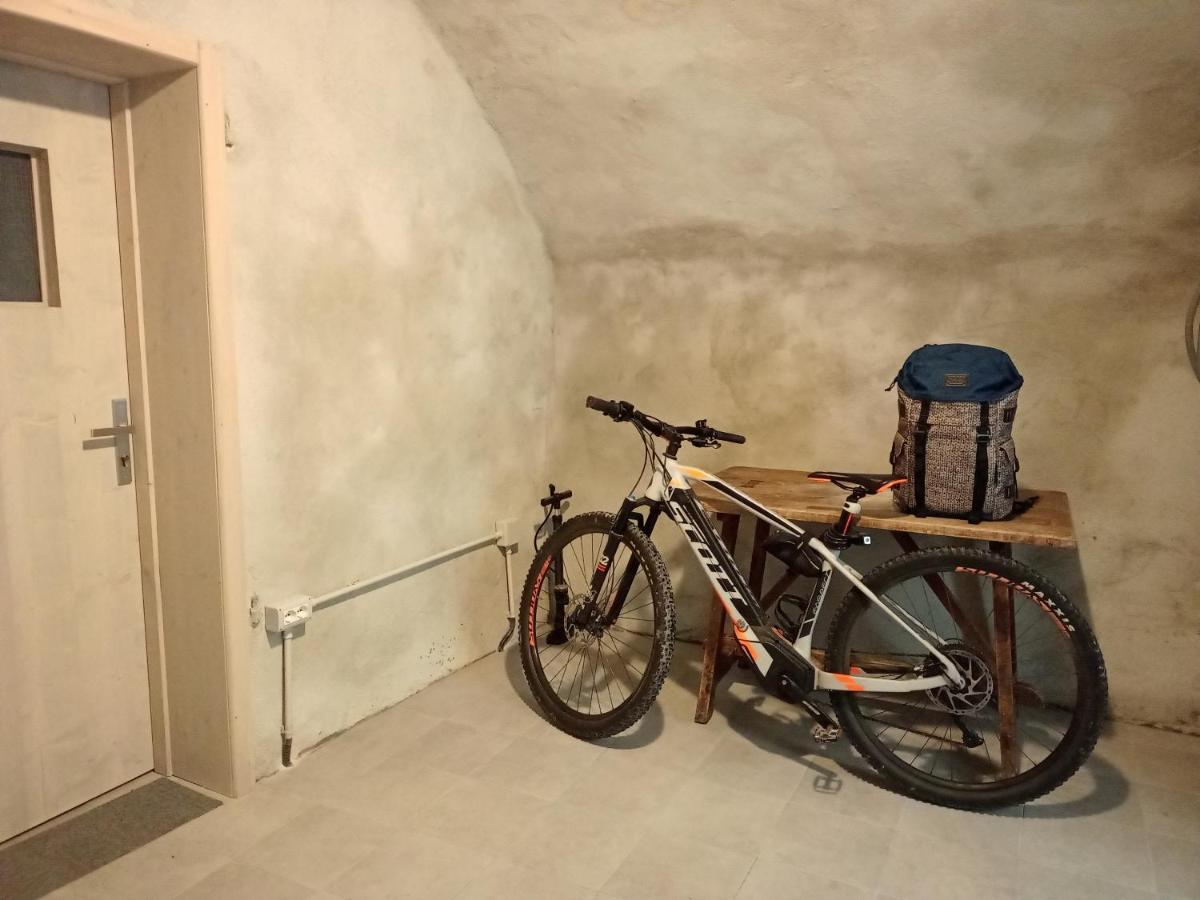 Appartamenti Residenza 1928 Tremosine Luaran gambar